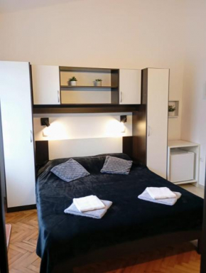 Rooms Helena